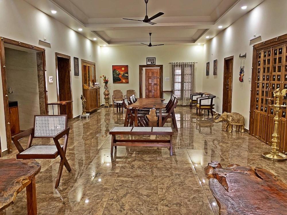 Beautiful Farm House & Villa - Monappa Estate - Top Rated Udupi Buitenkant foto